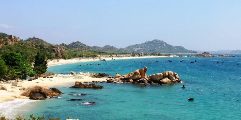 Biệt thự biển Vân Đồn